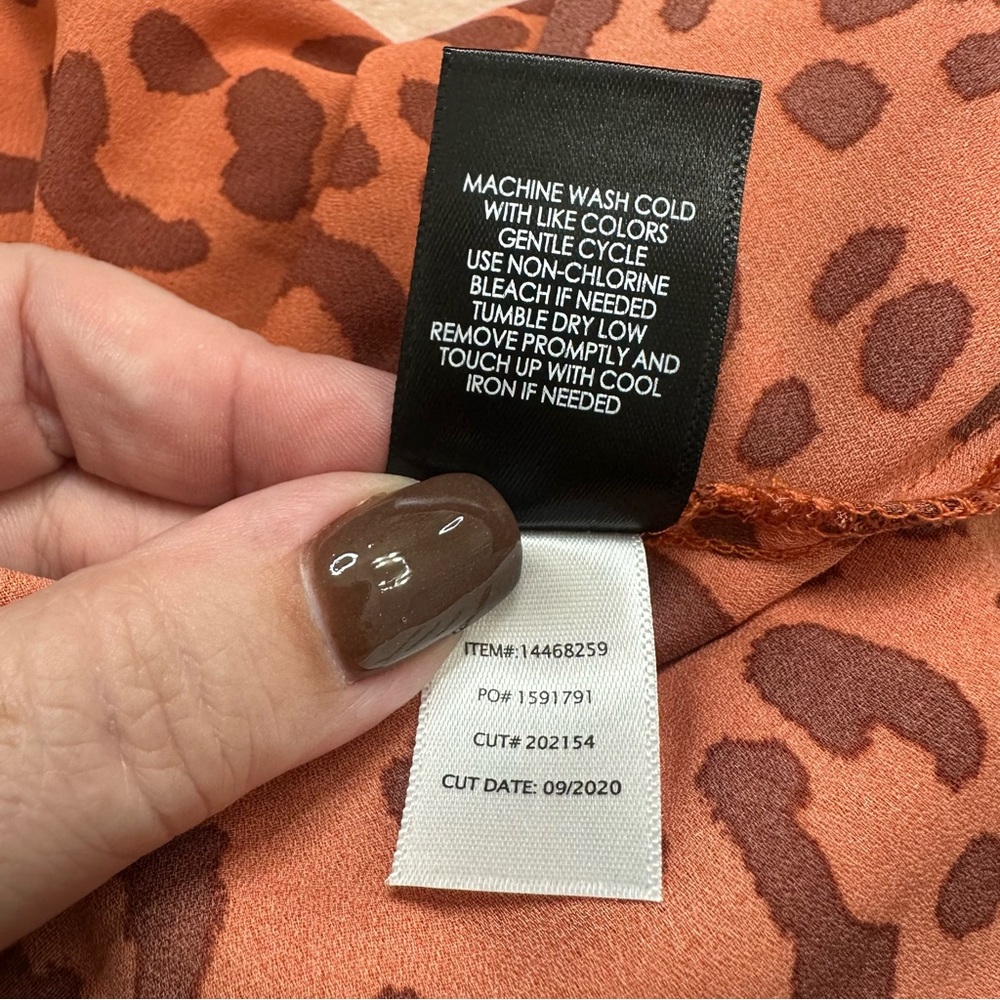 Torrid Orange Leopard Print Blouse - Picture 8 of 9